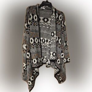 Xhilaration Black and White Tribal Pattern Sweater
